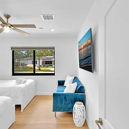 Tropical Oasis With Pool 10 Mins Airport & 5 Mins Beach Hollywood Exterior photo